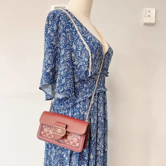 Coach CH150 Morgan Crossbody In Signature Chambray IN Wine Multi - Picture 1 of 6